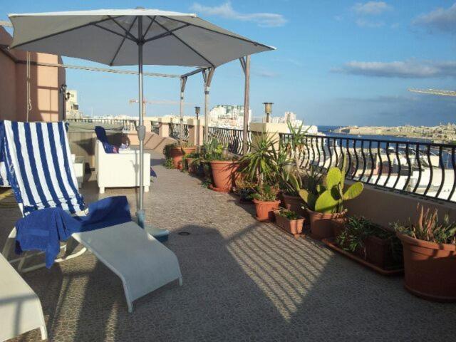 Bencini Apartments Gzira Quarto foto